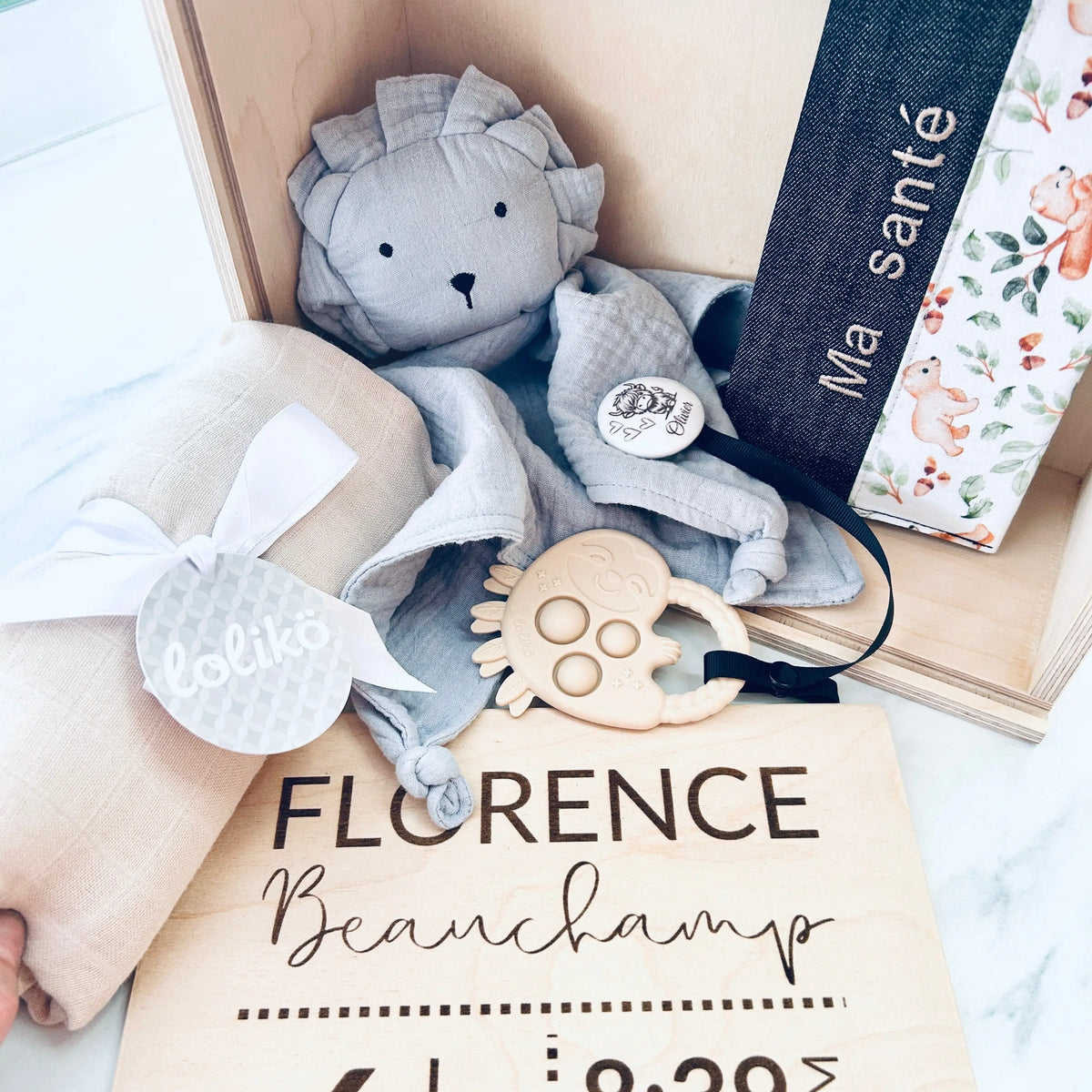 boite cadeau naissance en bois personnalisée fabriquées à la main au Québec
