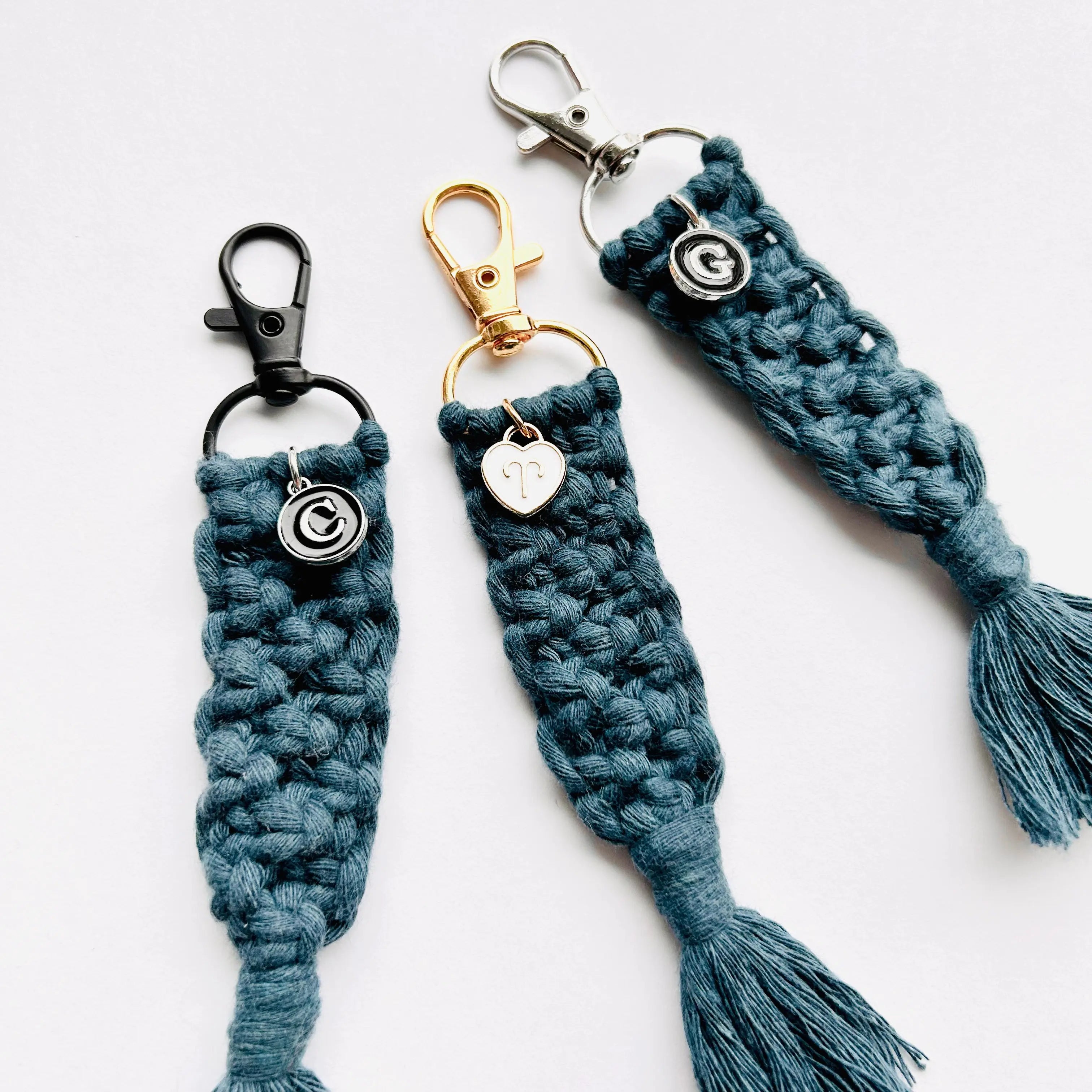Porte-clé macramé sarcelle Mini Lolikö